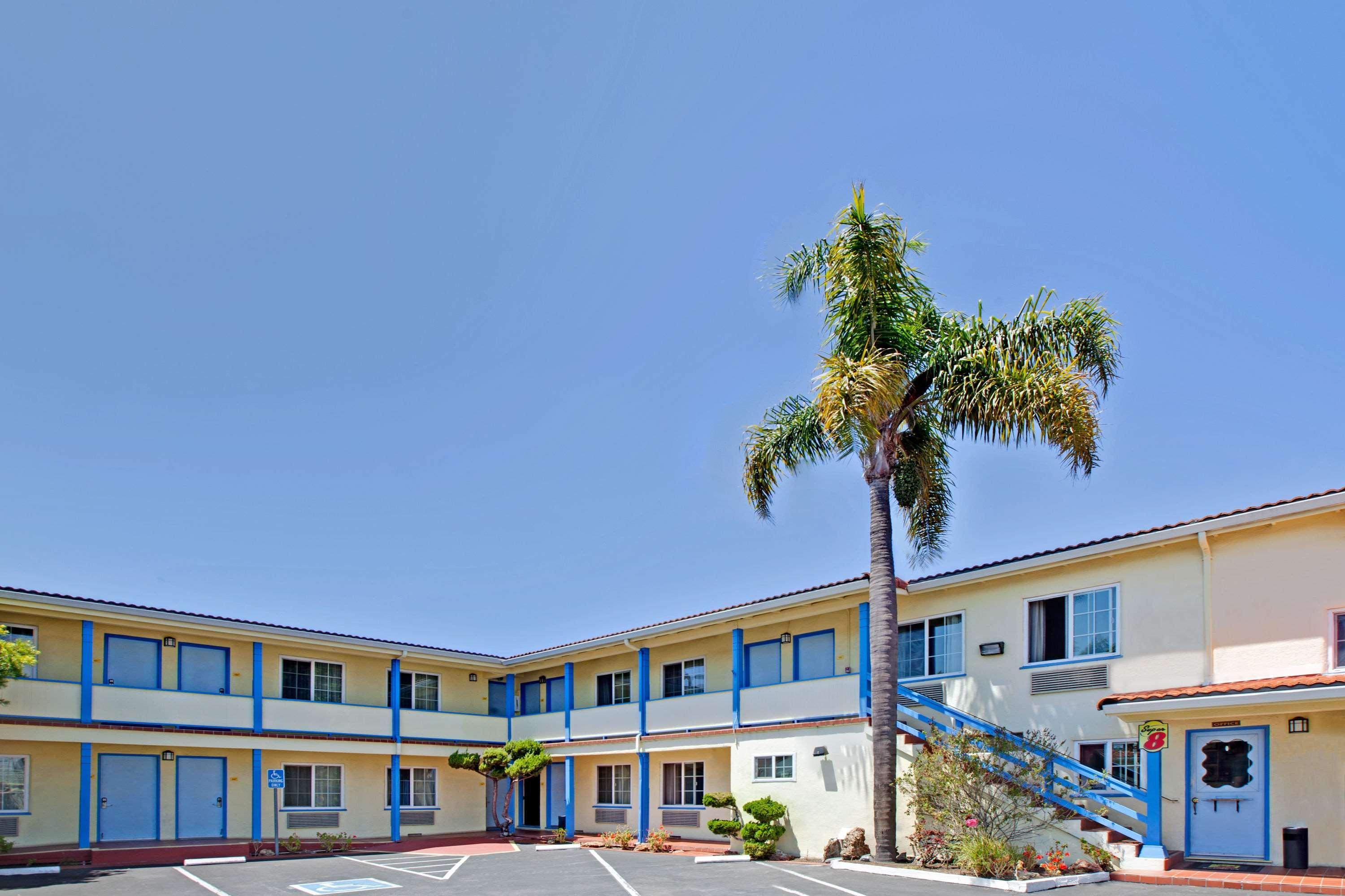 Super 8 By Wyndham Berkeley Motell Exteriör bild